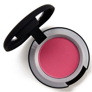 NWT MAC Fall in Love Powder Kiss Soft Matte Eyeshadow